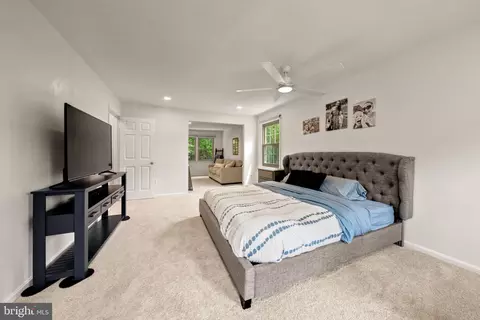 Bedroom - 7409 Shady Palm Dr, Springfield, VA 22153 photo 2 of 5