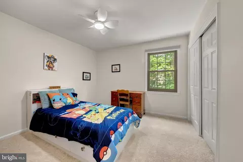 Bedroom - 7409 Shady Palm Dr, Springfield, VA 22153 photo 5 of 5