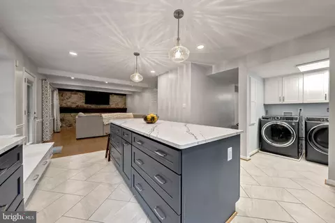Other - 7409 Shady Palm Dr, Springfield, VA 22153 photo 3 of 14