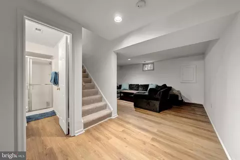 Entry Way - 7409 Shady Palm Dr, Springfield, VA 22153 photo 3 of 3