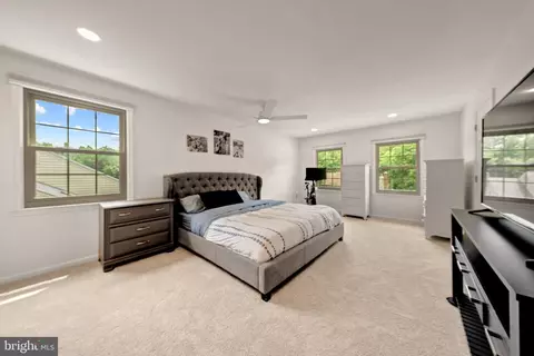 Bedroom - 7409 Shady Palm Dr, Springfield, VA 22153 photo 1 of 5