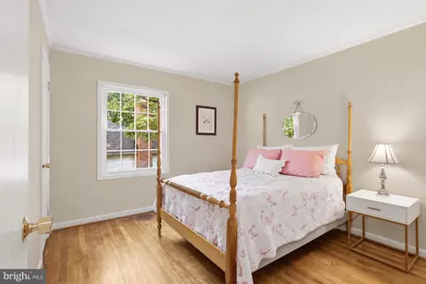 Bedroom - 6424 Alloway Ct, Springfield, VA 22152 photo 3 of 6