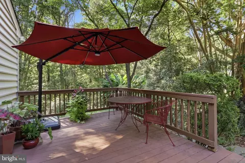 Exterior - 6424 Alloway Ct, Springfield, VA 22152 photo 2 of 4