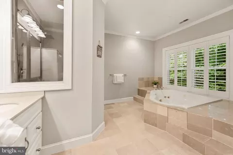 Bath - 7203 Calamo St, Springfield, VA 22150 photo 2 of 6