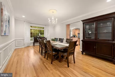 Dining - 7203 Calamo St, Springfield, VA 22150 photo 3 of 5