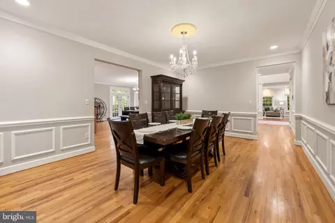 Dining - 7203 Calamo St, Springfield, VA 22150 photo 4 of 5