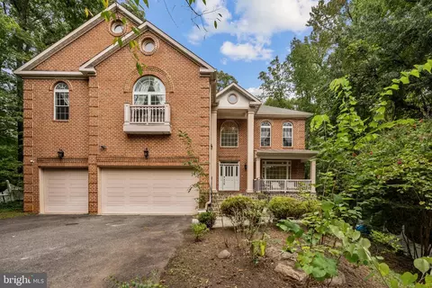 Exterior - 7203 Calamo St, Springfield, VA 22150 photo 7 of 7
