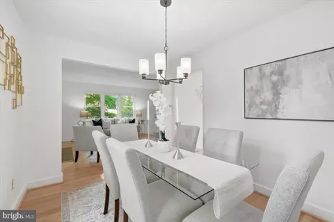 Dining - 5911 Grayson St, Springfield, VA 22150 photo 3 of 3