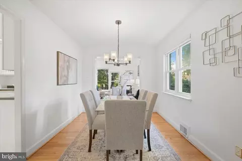 Dining - 5911 Grayson St, Springfield, VA 22150 photo 1 of 3