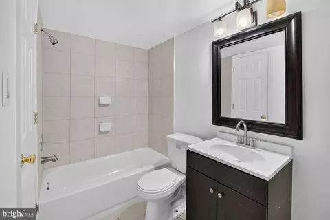 Bath - 8509 Barrington Ct # -A, Springfield, VA 22152 photo 1 of 1