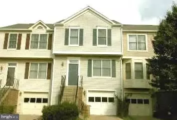 14720 Grobie Pond Ln, Centreville, VA 20120