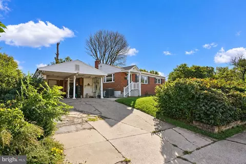 3217 Nottage Ln, Falls Church, VA 22042