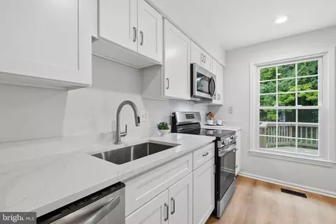 Kitchen - 6351 Buffie Ct, Burke, VA 22015 photo 1 of 1