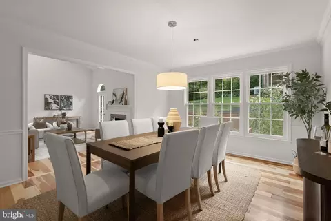 Dining - 1558 Mclean Commons Ct, Mclean, VA 22101 photo 2 of 6