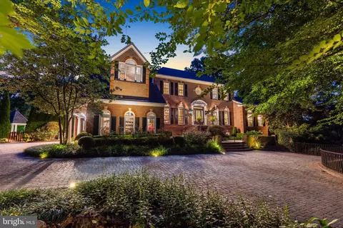 Exterior - 1236 Tottenham Ct, Reston, VA 20194 photo 19 of 19