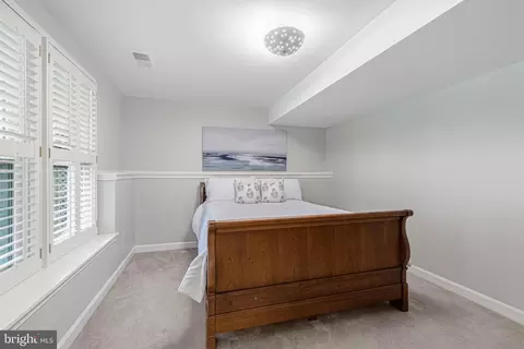 Bedroom - 1236 Tottenham Ct, Reston, VA 20194 photo 7 of 9