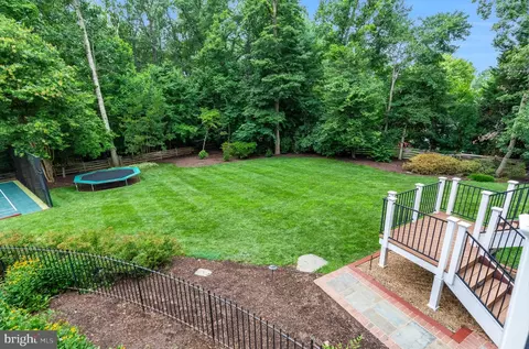 Exterior - 1236 Tottenham Ct, Reston, VA 20194 photo 11 of 19