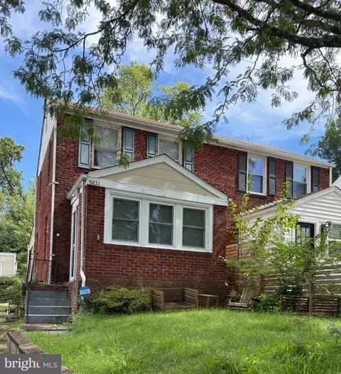 5831 Edgehill Dr, Alexandria, VA 22303