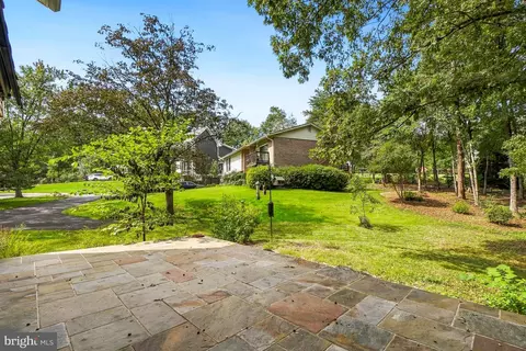 Exterior - 11005 Ring Rd, Reston, VA 20190 photo 4 of 6