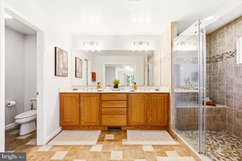 Bath - 11005 Ring Rd, Reston, VA 20190 photo 1 of 4