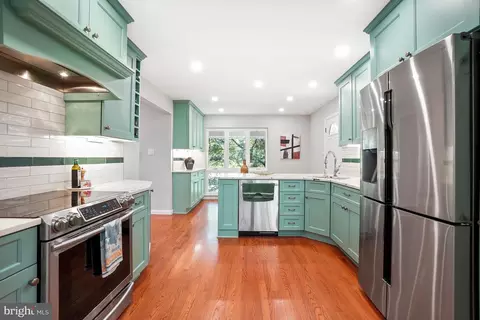 Kitchen - 11005 Ring Rd, Reston, VA 20190 photo 4 of 5