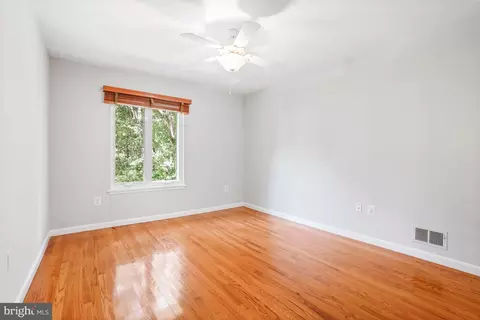 Bedroom - 11005 Ring Rd, Reston, VA 20190 photo 4 of 7