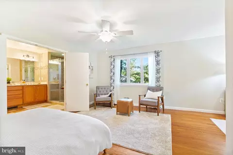 Bedroom - 11005 Ring Rd, Reston, VA 20190 photo 2 of 7