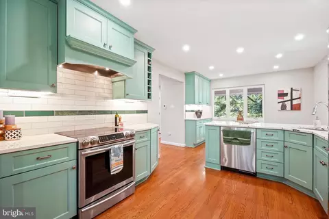 Kitchen - 11005 Ring Rd, Reston, VA 20190 photo 1 of 5