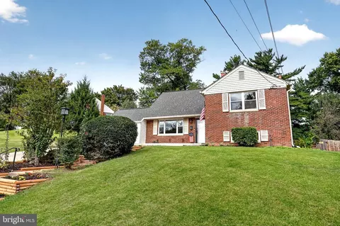 Exterior - 6705 Cabin John Rd, Springfield, VA 22150 photo 6 of 14