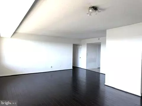 3713 S George Mason Dr S #704, Falls Church, VA 22041