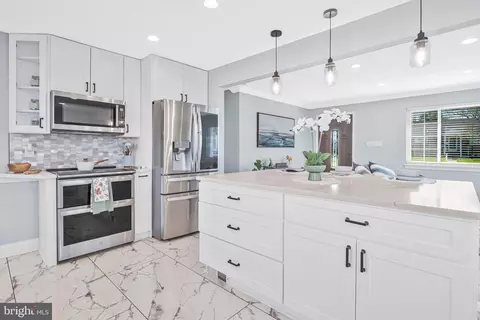 Kitchen - 6009 Grayson St, Springfield, VA 22150 photo 5 of 5