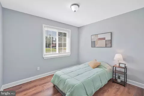 Bedroom - 6009 Grayson St, Springfield, VA 22150 photo 1 of 13