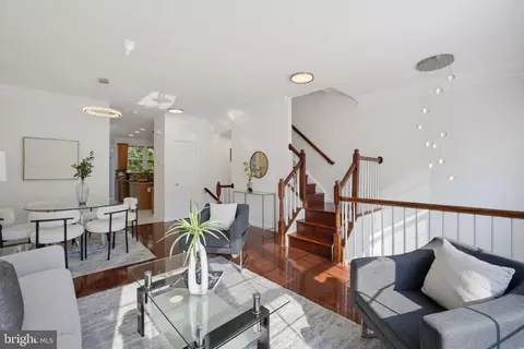 Other - 4118 River Forth Dr, Fairfax, VA 22030 photo 3 of 12