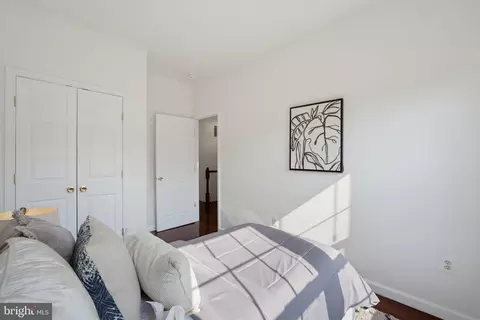 Bedroom - 4118 River Forth Dr, Fairfax, VA 22030 photo 6 of 6