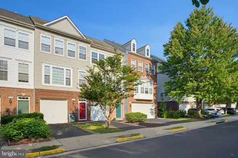 Other - 4118 River Forth Dr, Fairfax, VA 22030 photo 1 of 12