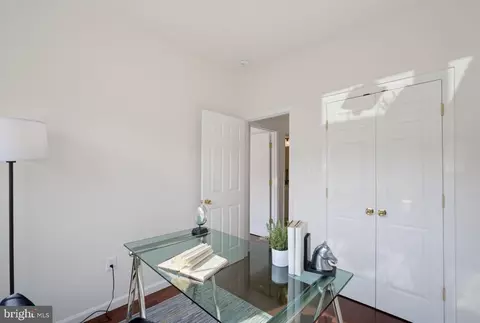 Other - 4118 River Forth Dr, Fairfax, VA 22030 photo 8 of 12