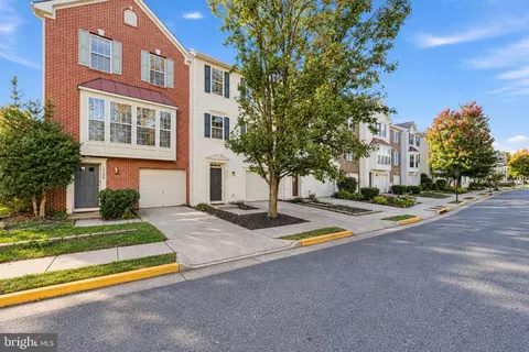 3734 Shannons Green Way, Alexandria, VA 22309
