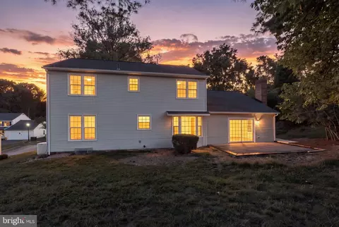 Exterior - 6121 Winnepeg Dr, Burke, VA 22015 photo 3 of 18