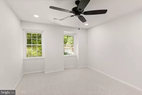 Bedroom - 6121 Winnepeg Dr, Burke, VA 22015 photo 8 of 11