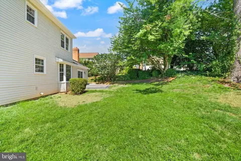 Exterior - 6121 Winnepeg Dr, Burke, VA 22015 photo 17 of 18
