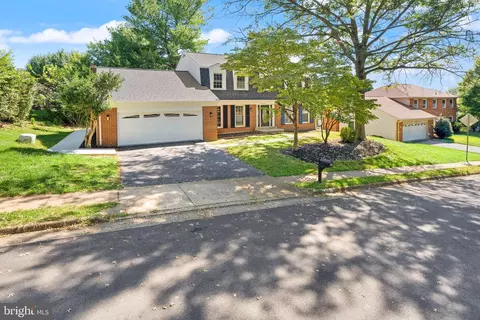 Exterior - 6121 Winnepeg Dr, Burke, VA 22015 photo 5 of 18