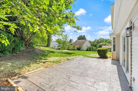 Exterior - 6121 Winnepeg Dr, Burke, VA 22015 photo 14 of 18