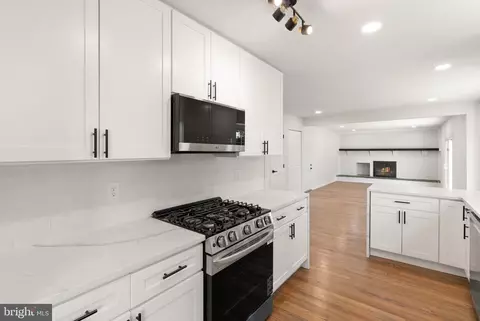 Kitchen - 6121 Winnepeg Dr, Burke, VA 22015 photo 1 of 5