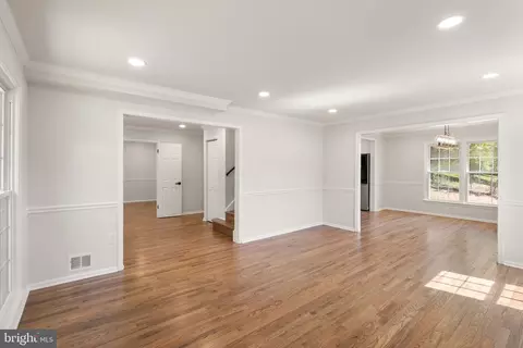 Living - 6121 Winnepeg Dr, Burke, VA 22015 photo 3 of 20