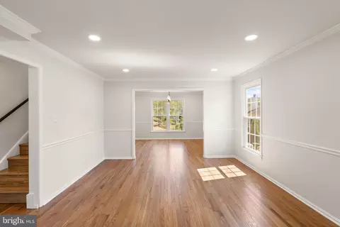Living - 6121 Winnepeg Dr, Burke, VA 22015 photo 2 of 20