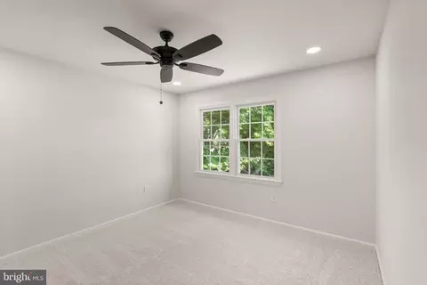 Bedroom - 6121 Winnepeg Dr, Burke, VA 22015 photo 6 of 11