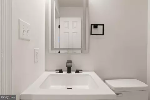 Bath - 6121 Winnepeg Dr, Burke, VA 22015 photo 1 of 18