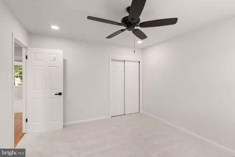 Bedroom - 6121 Winnepeg Dr, Burke, VA 22015 photo 7 of 11