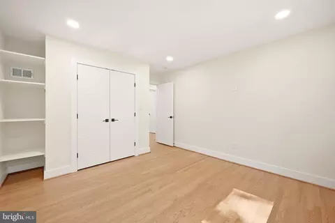 Bedroom - 8355 Alvord St, Mclean, VA 22102 photo 3 of 10