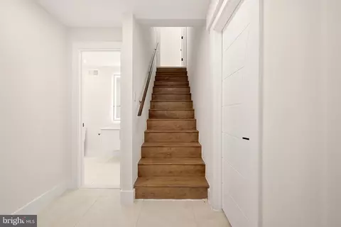 Entry Way - 8355 Alvord St, Mclean, VA 22102 photo 11 of 11